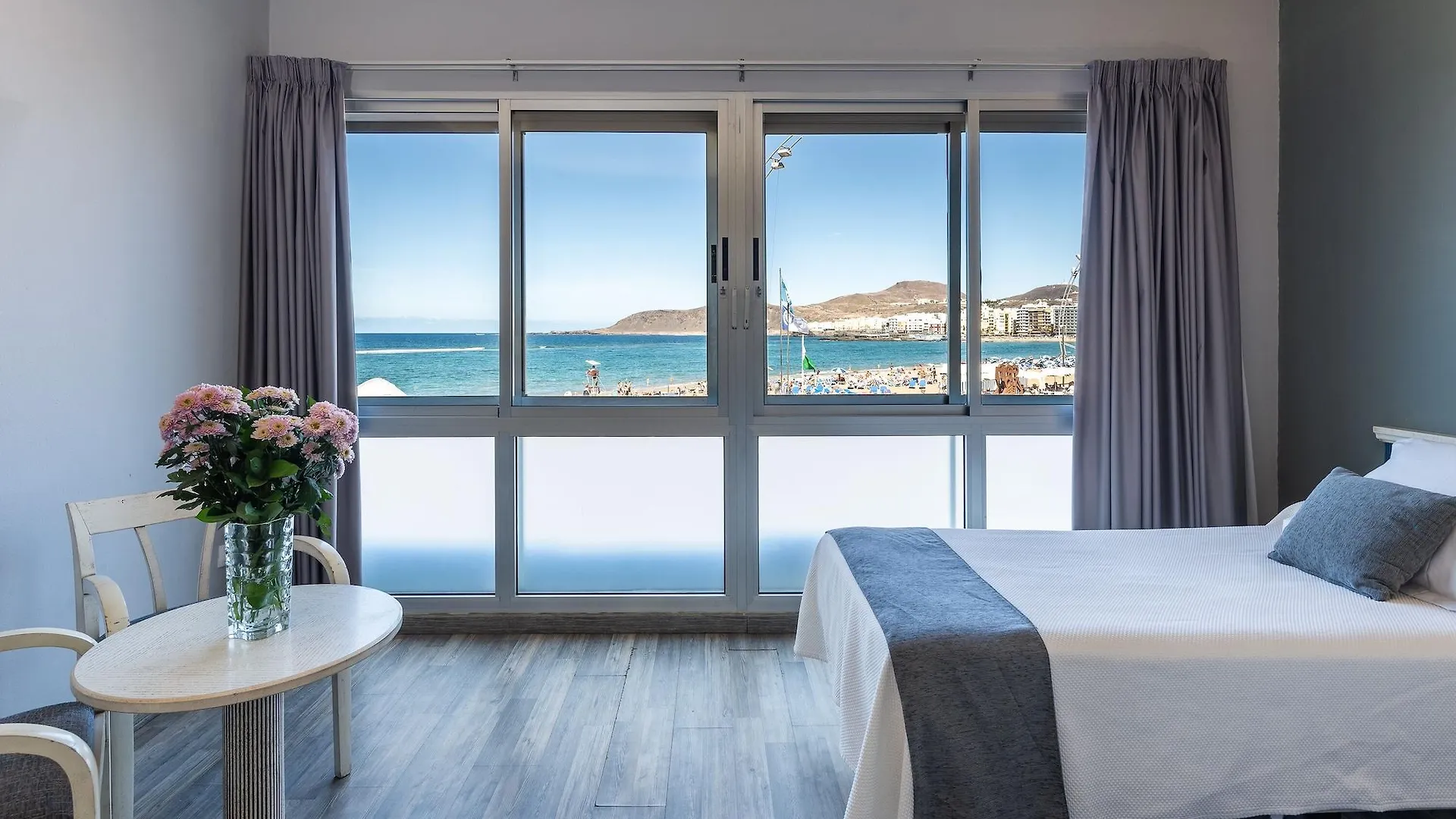 Apartamentos Colón Playa Las Palmas de Gran Canaria
